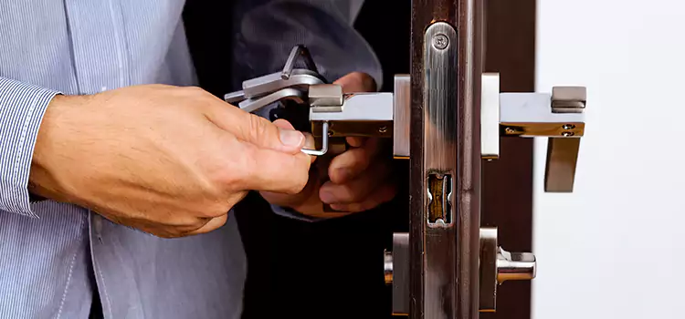Commercial Door Lock Repair Round Lake