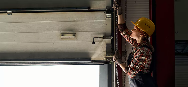Addressing Common Garage Door Stoppage Issues in Round Lake, IL