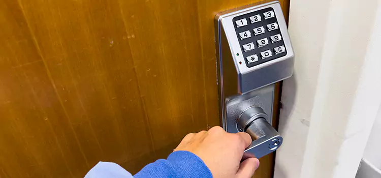 Why Choose Us for Your Keypad Lock Needs in Round Lake, IL?