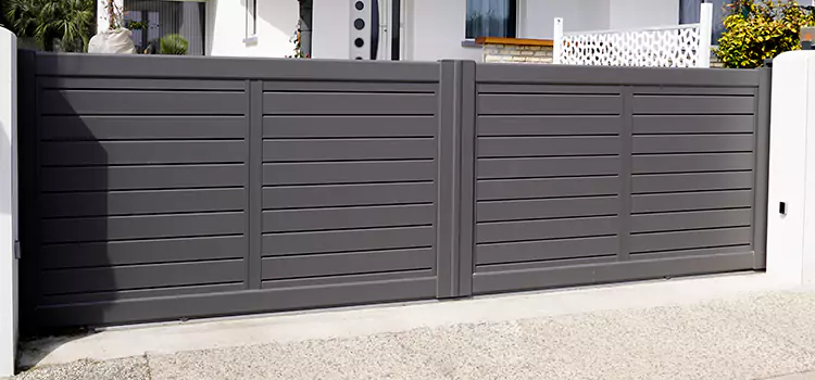 Automatic Gate Fence Round Lake